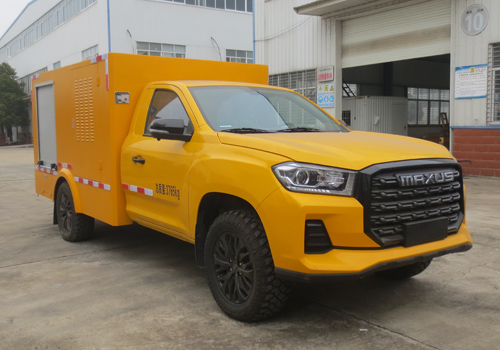 大通皮卡單排四驅(qū)大流量排水搶險(xiǎn)車(chē)